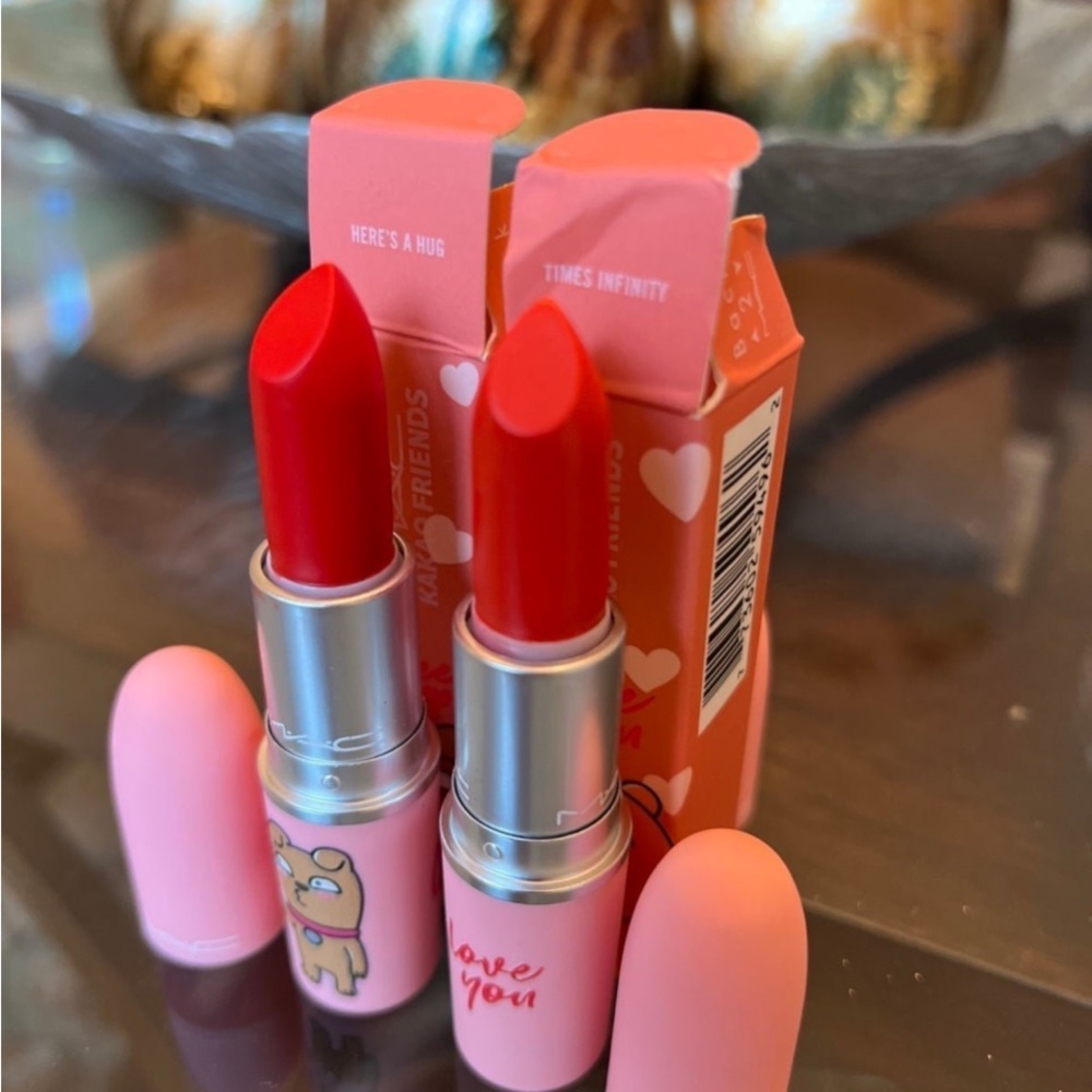 MAC Cosmetics Lipstick Duo - Vibrant Red Kakao Friends - Picture 3 of 5